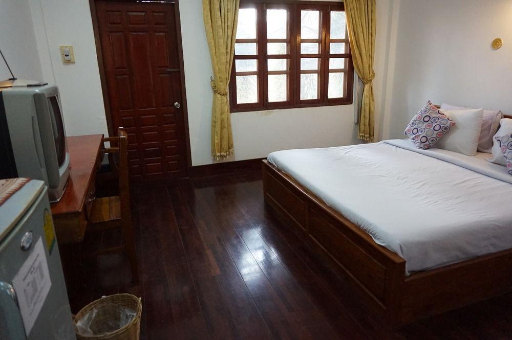 Champasak Palace Hotel Паксе Экстерьер фото