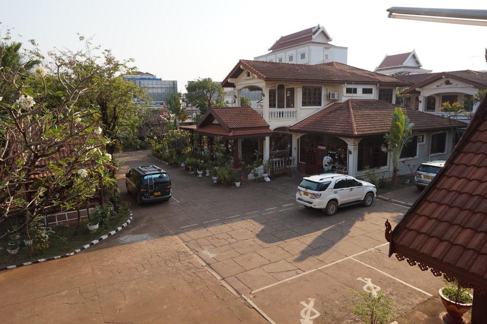 Champasak Palace Hotel Паксе Экстерьер фото