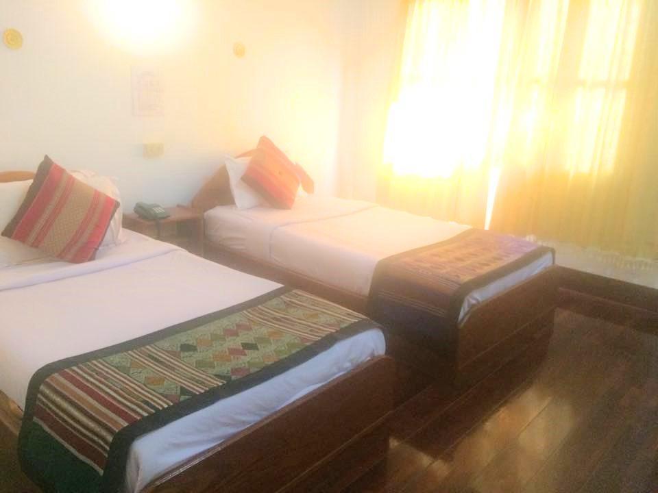 Champasak Palace Hotel Паксе Экстерьер фото