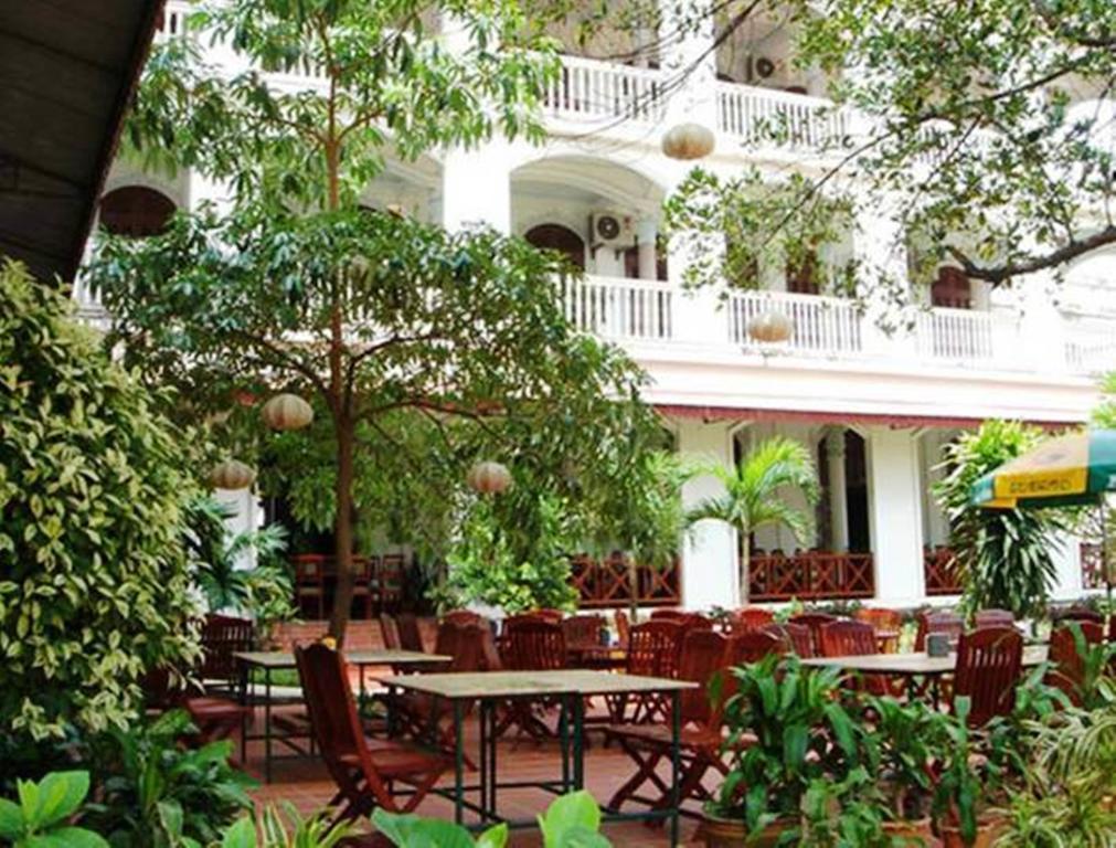 Champasak Palace Hotel Паксе Экстерьер фото
