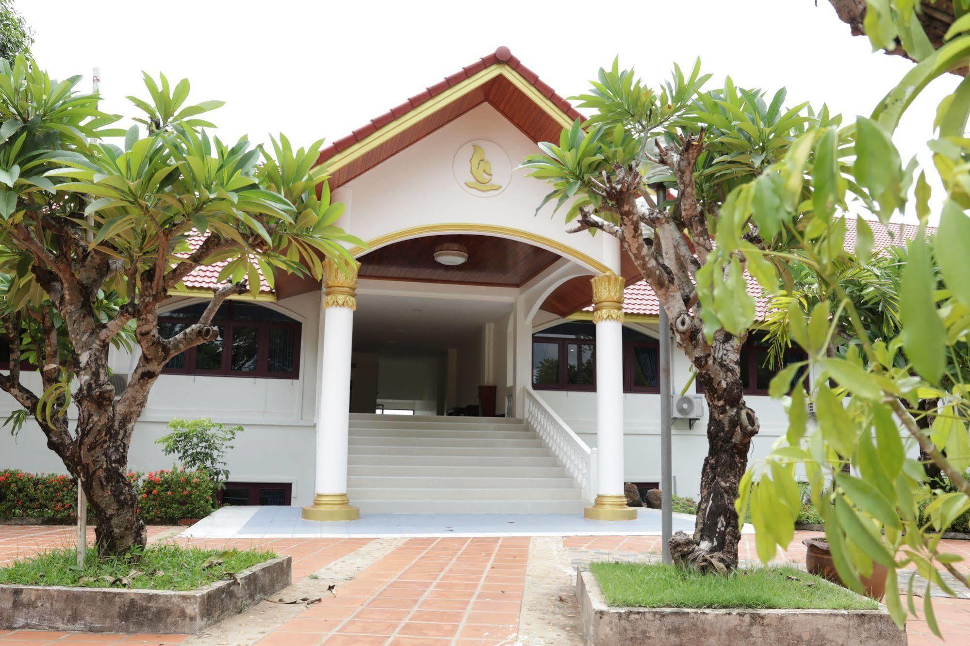 Champasak Palace Hotel Паксе Экстерьер фото