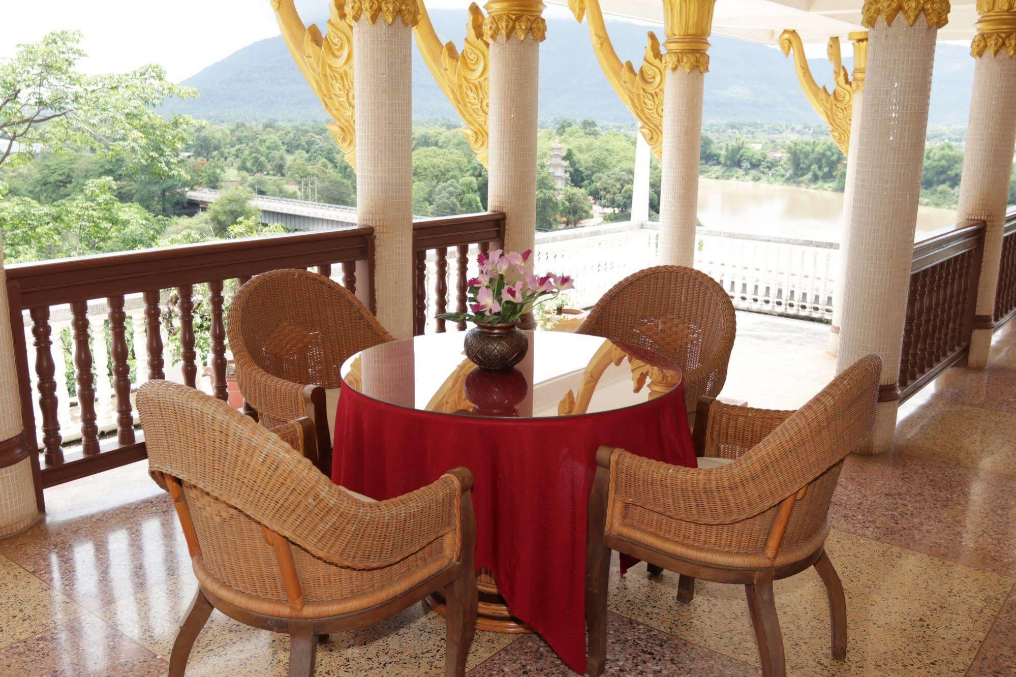 Champasak Palace Hotel Паксе Экстерьер фото