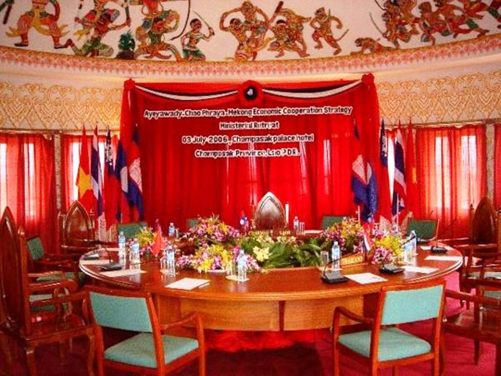 Champasak Palace Hotel Паксе Экстерьер фото